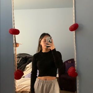 brandy melville black cropped sweater